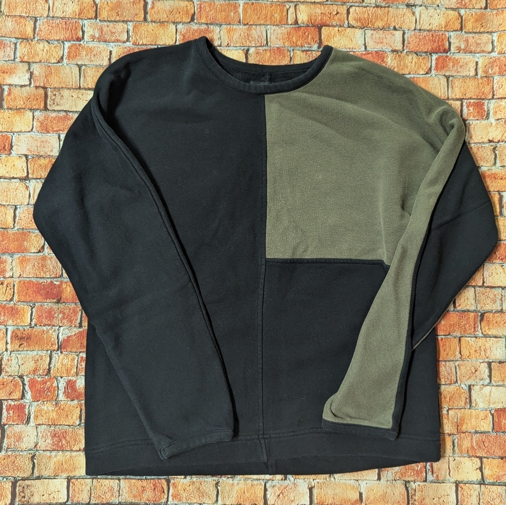Oak + Fort Black & Olive Green Colorblock Doleman Sleeve Sweat Shirt Size XS - Picture 3 of 9